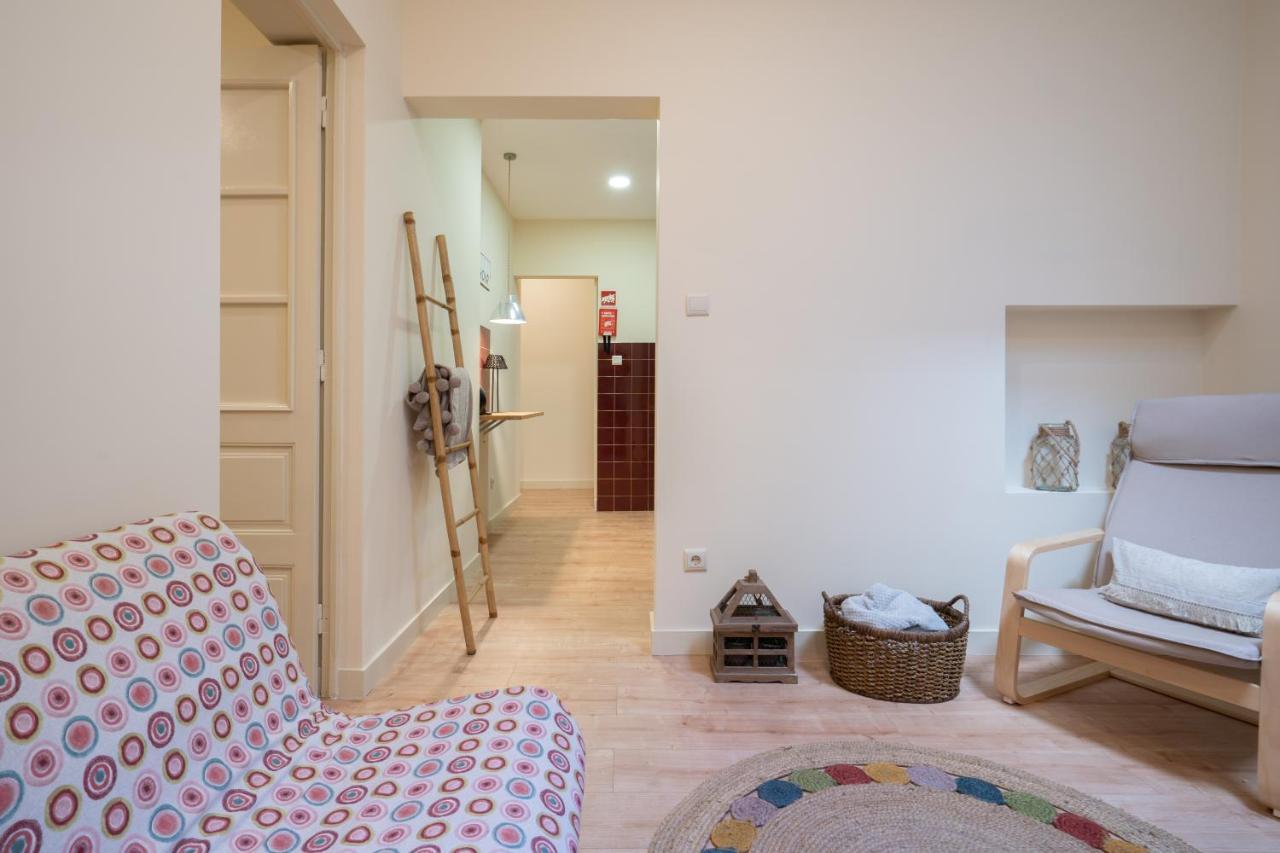 ヴィラ・ノヴァ・デ・ガイアGaya Avenue Flats - Elegant Contemporary Flats With Balconyアパートメント エクステリア 写真